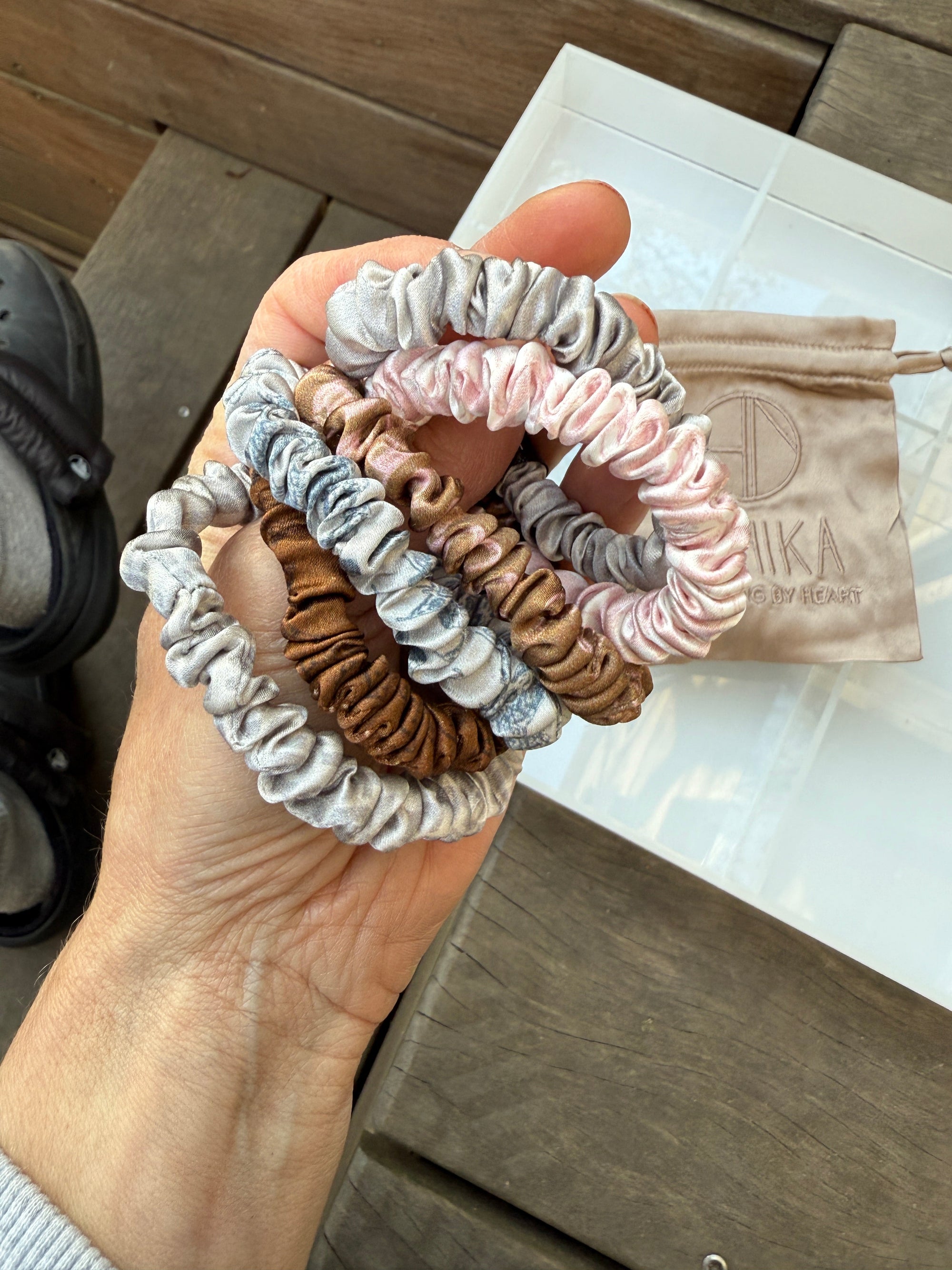 Warum wir zertifizierte 100% Mulberry Seide verwenden