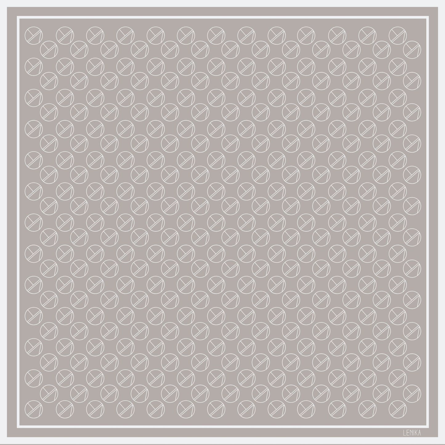 Seidentuch "LOGO" aus reiner Twill-Seide in Beige mit coconut Print