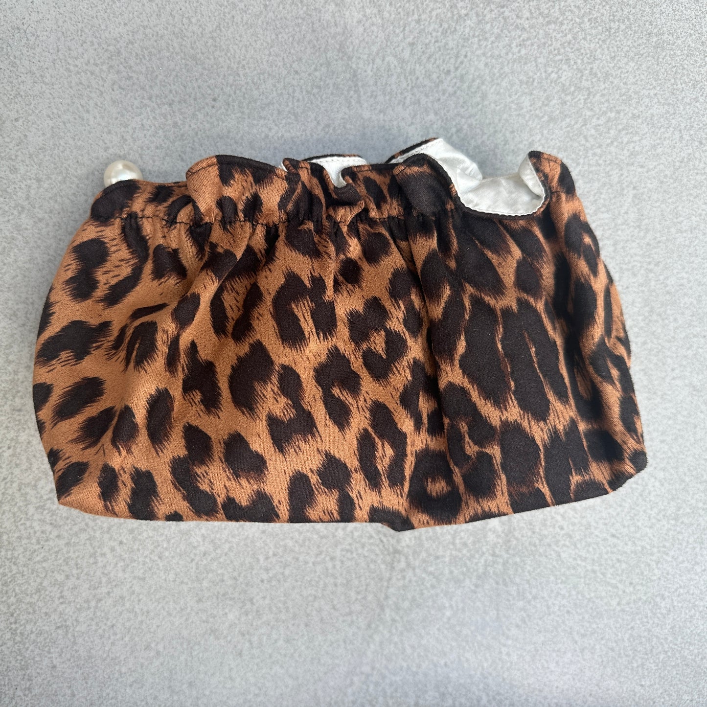 Clutch Bag Kosmetikbeutel "Leo" mit Perlen-Detail, Größe M