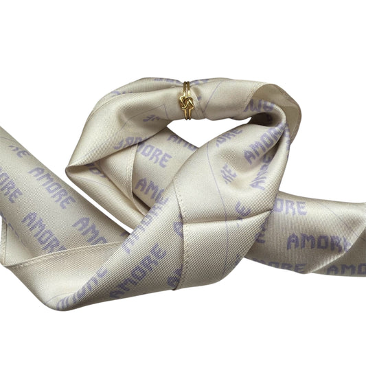 KOLLAB Tuch „AMORE" aus Oeko-Tex-Seide von LENIKA x BLACK WHITE GREY 2023