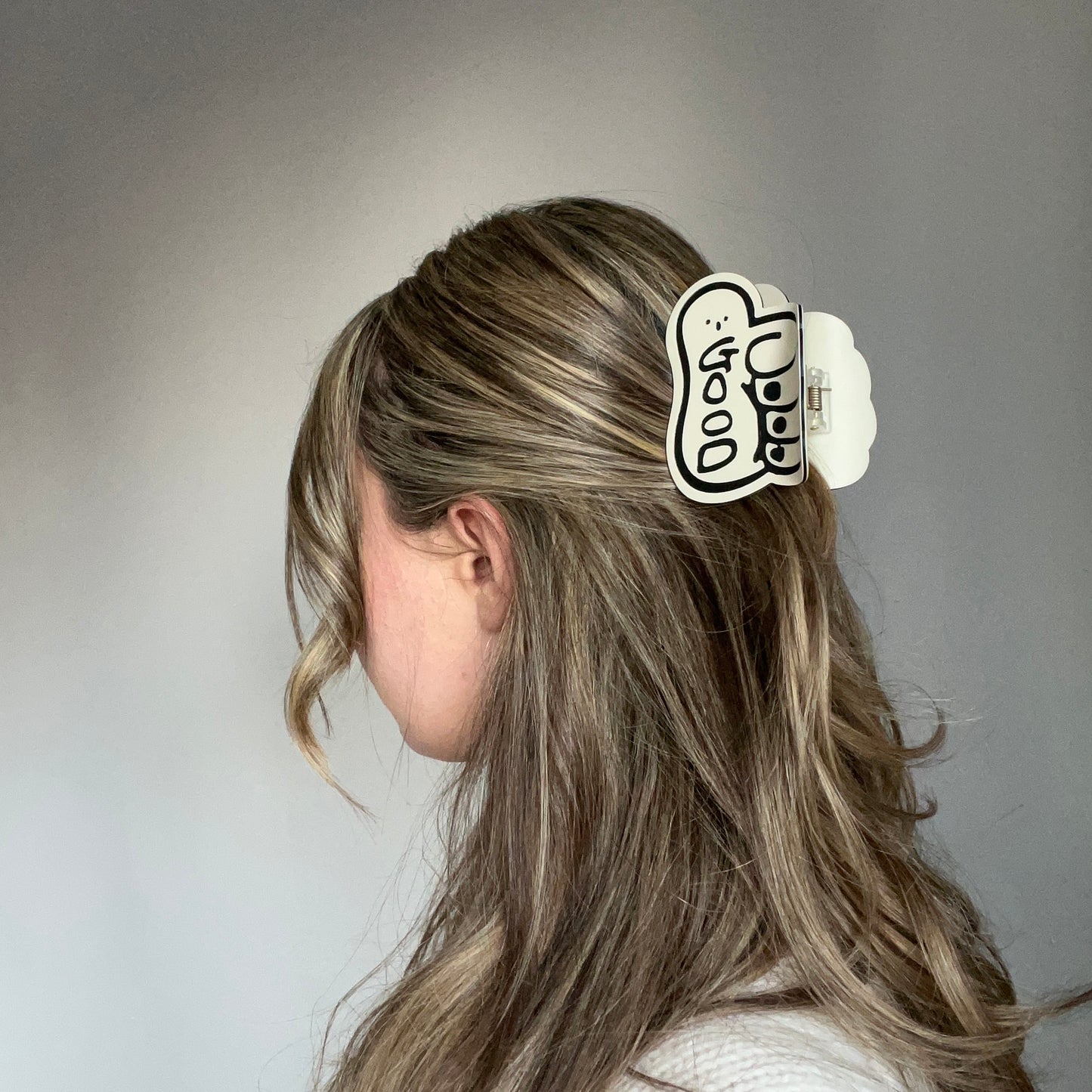 Haarklammer „Thumbs Up“ – Trendiges Accessoire für dichte Haare